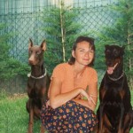 Chiens dobermanns et Sandrine Otsmane educateur canin et Comportementaliste